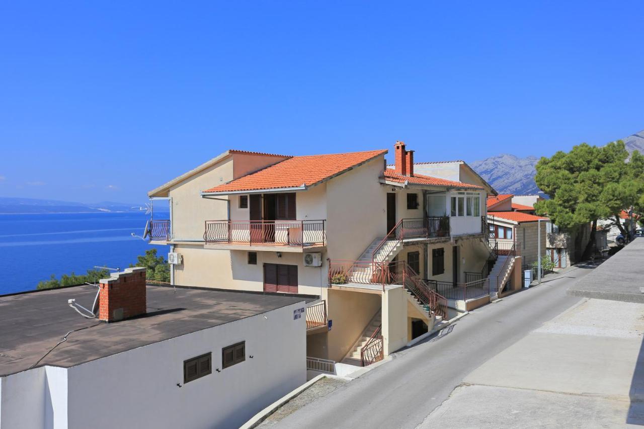 Apartments By The Sea Brela, Makarska - 2718 Ngoại thất bức ảnh