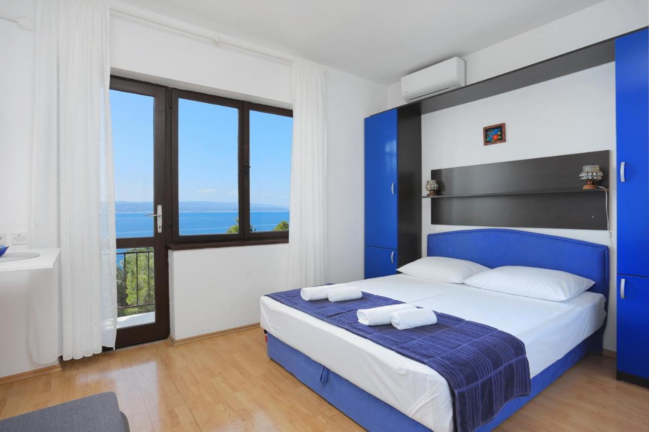Apartments By The Sea Brela, Makarska - 2718 Ngoại thất bức ảnh