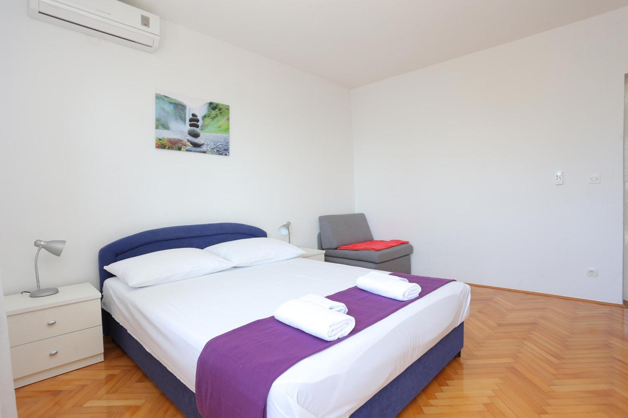 Apartments By The Sea Brela, Makarska - 2718 Phòng bức ảnh